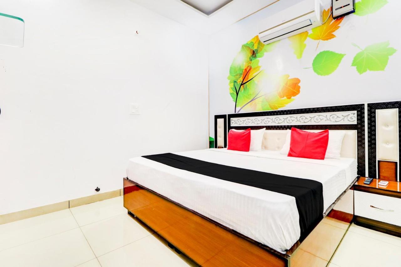 Capital O 79471 Hotel Sekhon Patiāla Exterior foto
